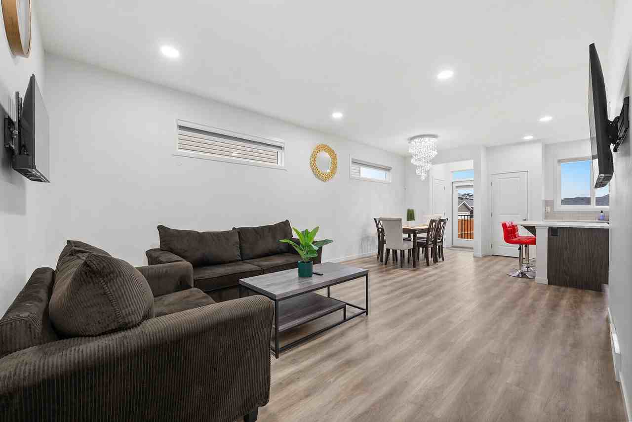217 Red Sky Way Ne - Photo 3 of 30