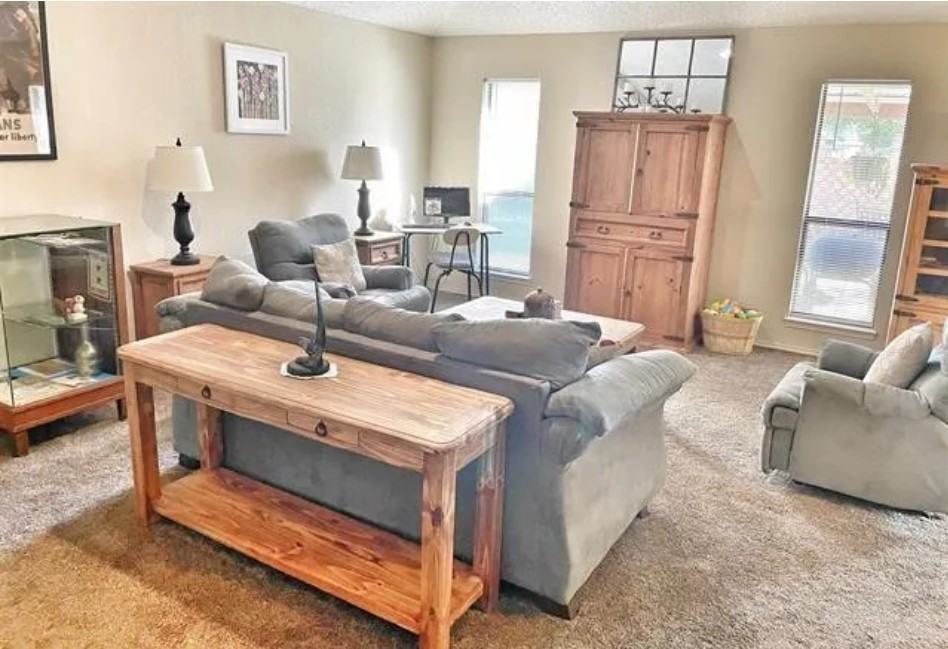 6044 Laura Ln #NA - Photo 7 of 10