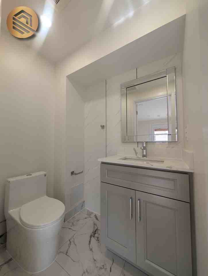 183 Ben Sinclair Ave - Photo 5 of 17