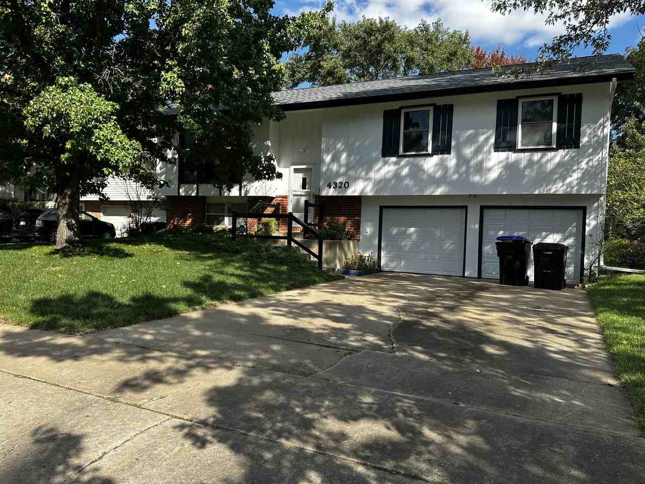 4320 Se Pennsylvania Ct #NA - Photo 2 of 6