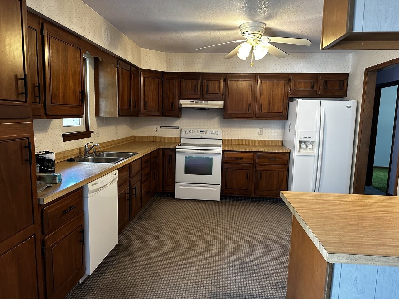 4320 Se Pennsylvania Ct #NA - Photo 3 of 6