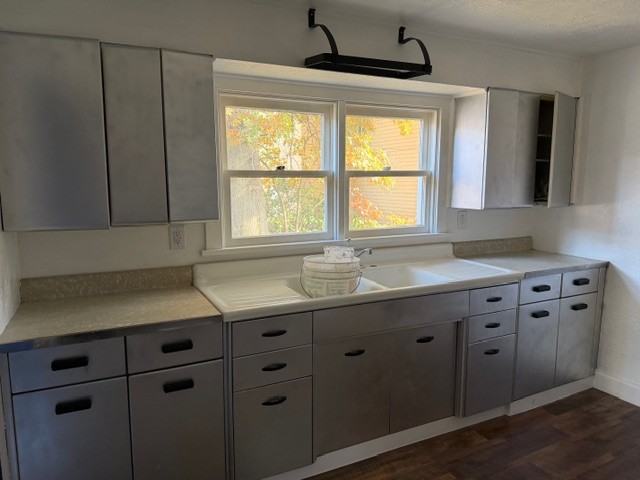 311 5th St #2 - Photo 4 of 11