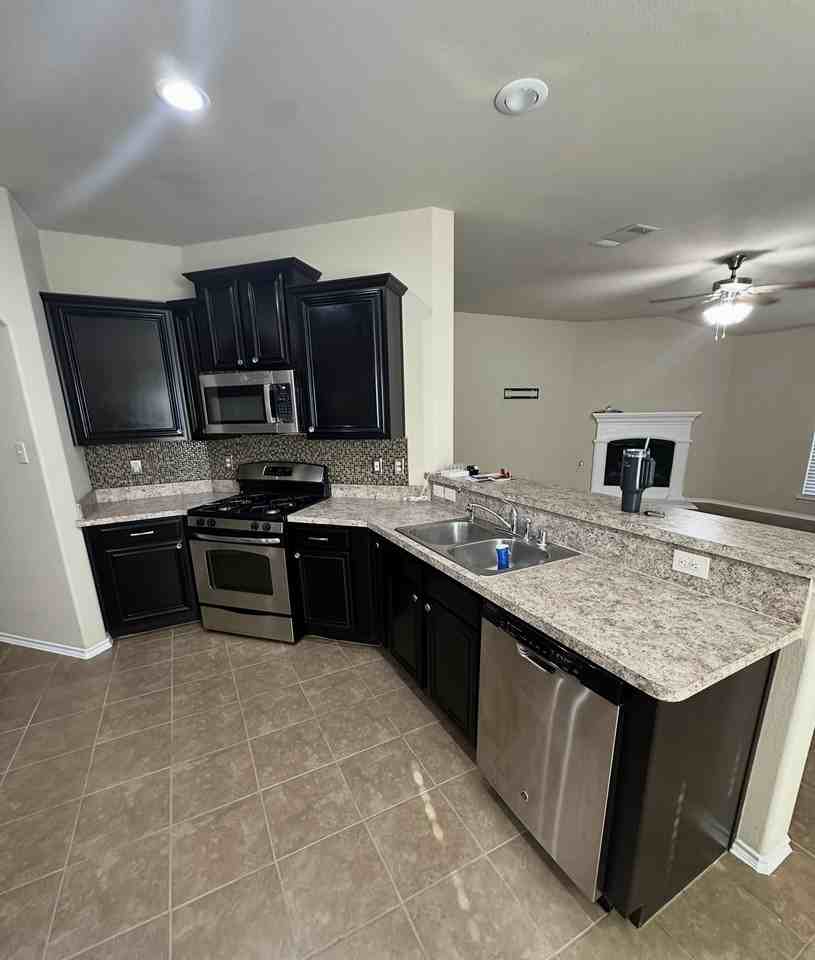 211 Patriot Pkwy #NA - Photo 2 of 10
