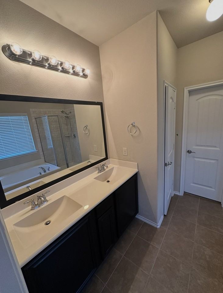 211 Patriot Pkwy #NA - Photo 4 of 10