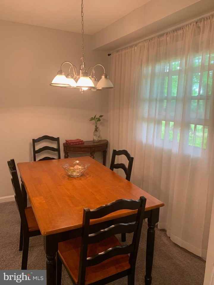 515 Meadowview Ln #515 - Photo 2 of 8
