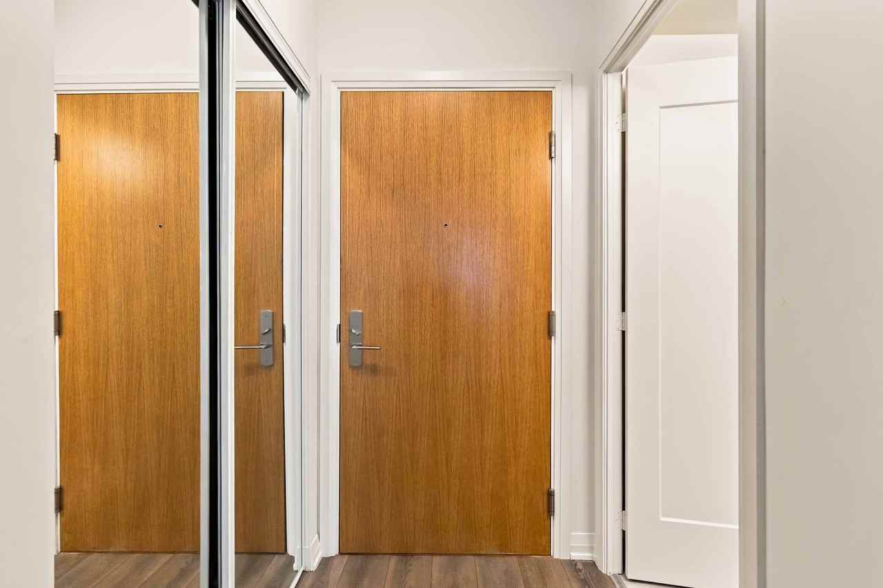 8960 Jane Street #1118 - Photo 5 of 30