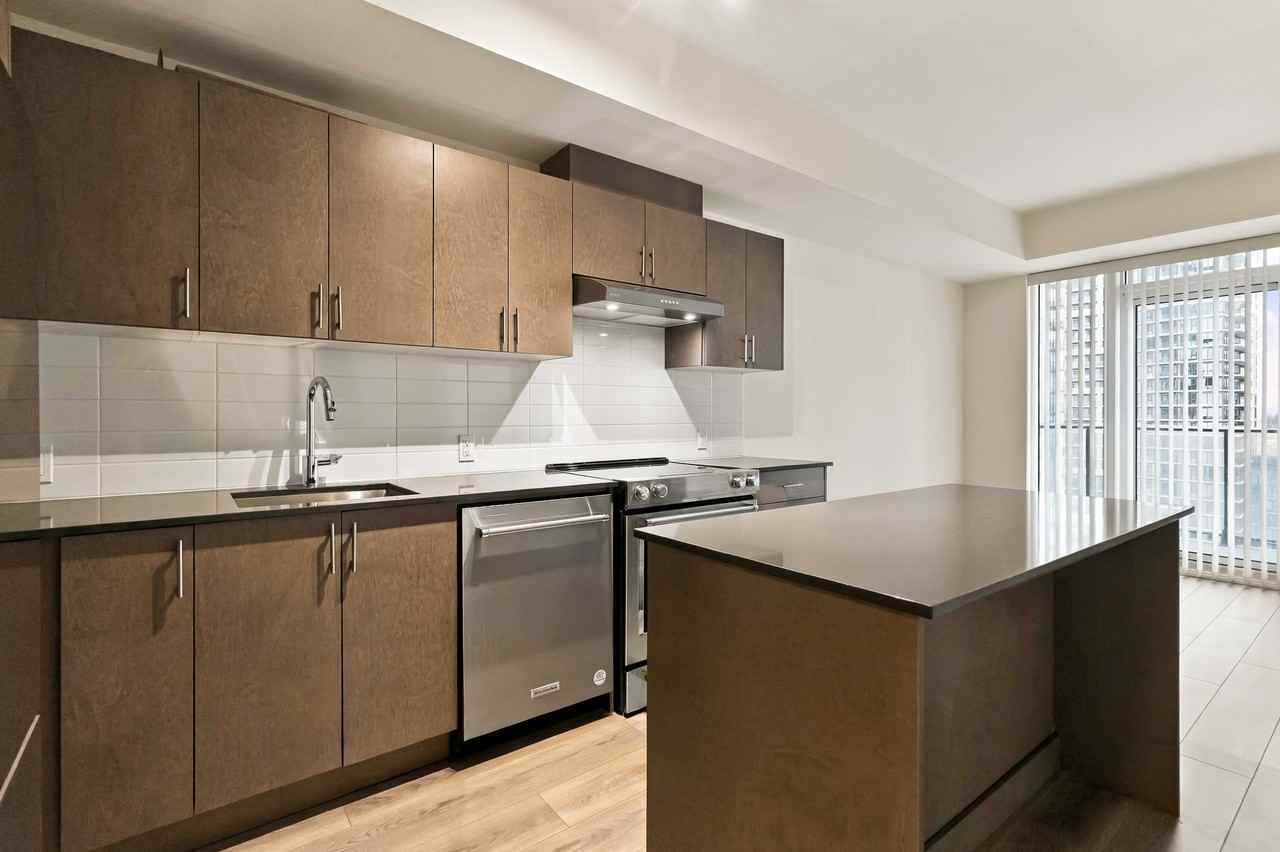 8960 Jane Street #1118 - Photo 7 of 30
