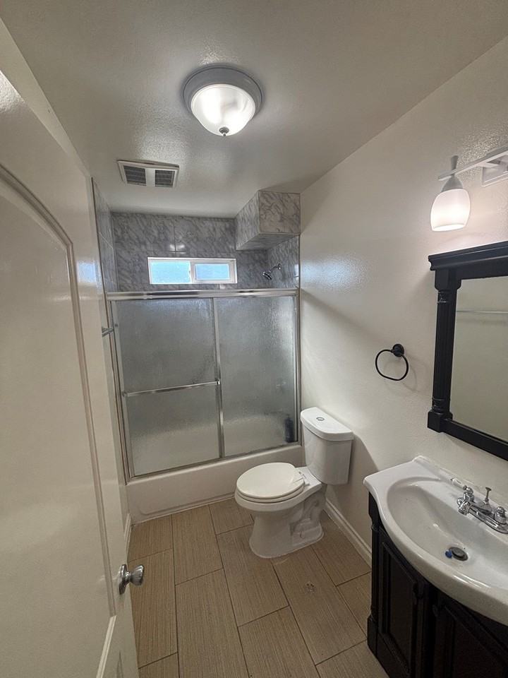 347 East 118th Place - Photo 6 of 19