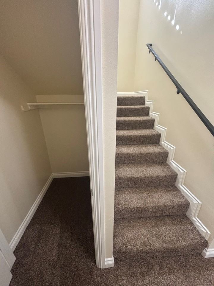 347 East 118th Place - Photo 7 of 19