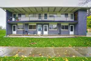 featured image of 1101 E Bronson St #B