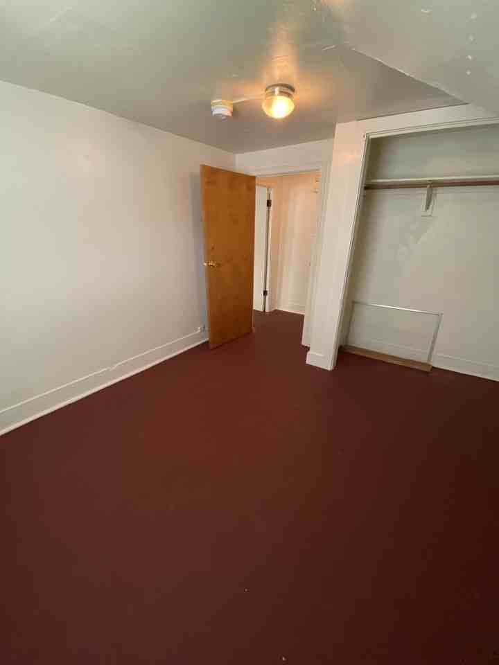 207 Fairchild St - Photo 7 of 32