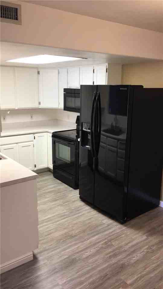1324 Wn - Photo 3 of 21