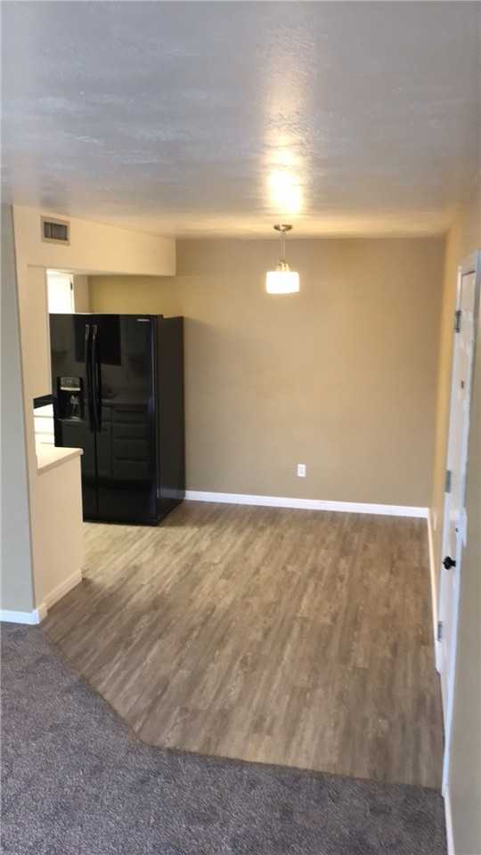 1324 Wn - Photo 5 of 21