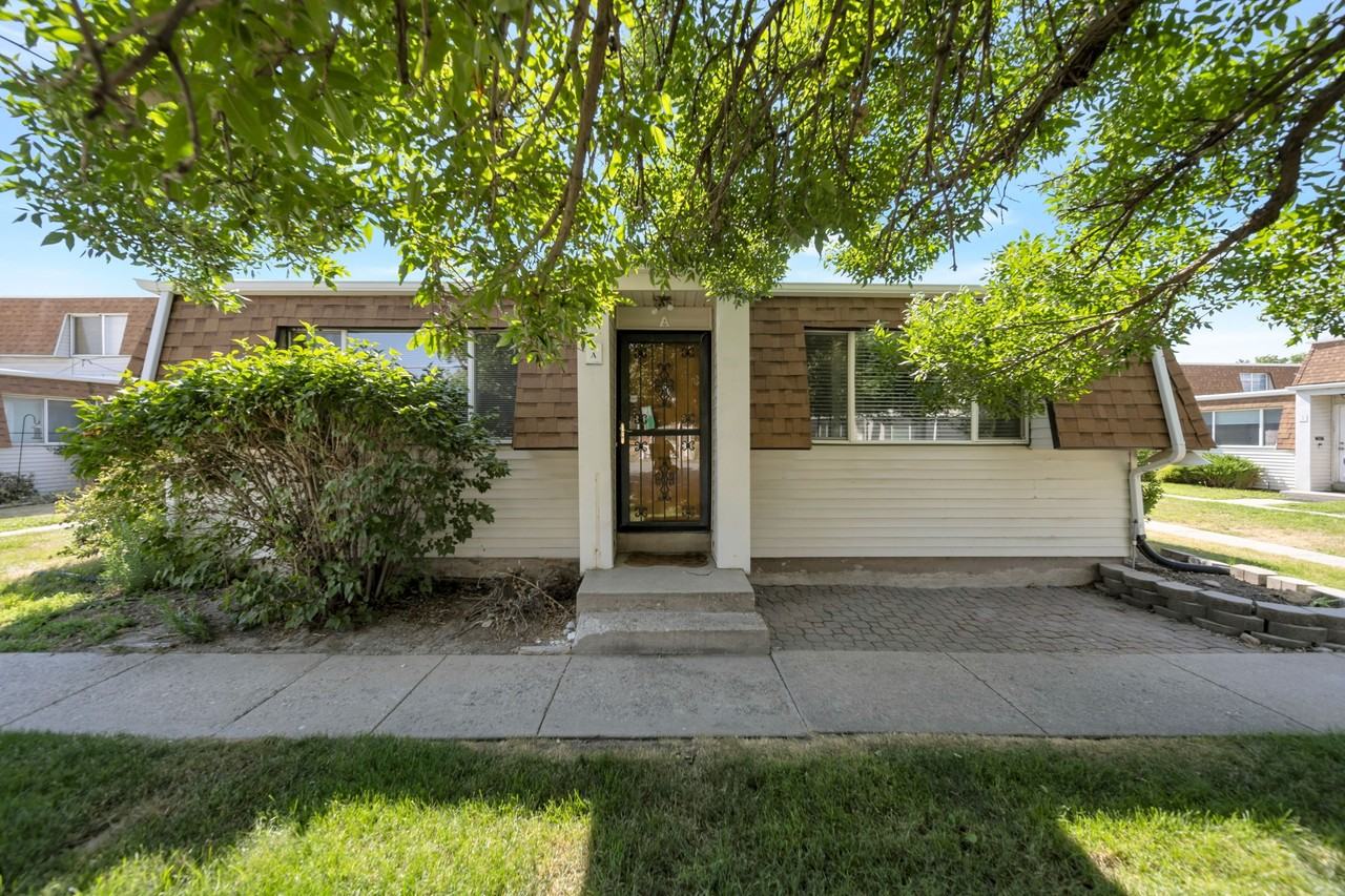 4323 Sw #48A - Photo 2 of 18