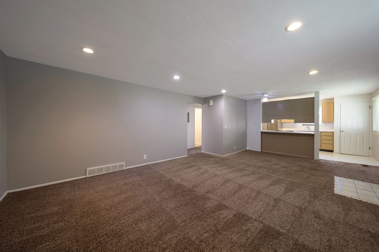 4323 Sw #48A - Photo 7 of 18