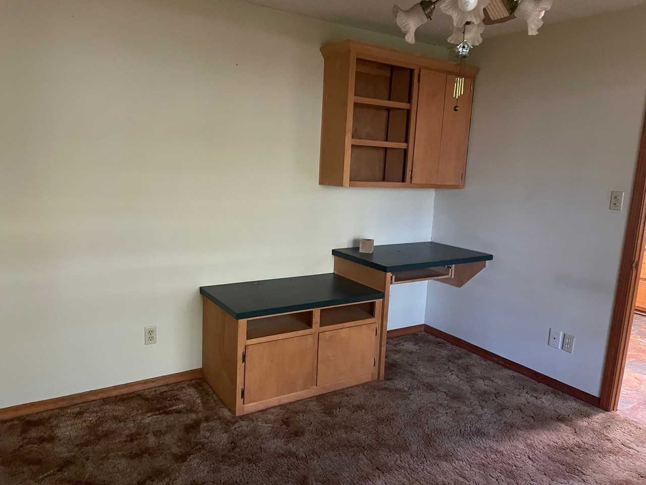 104 Apache Dr - Photo 4 of 6