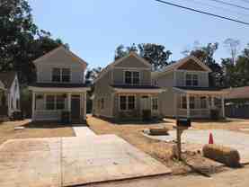 40 N Larchmont Ave - Photo 1 of 1