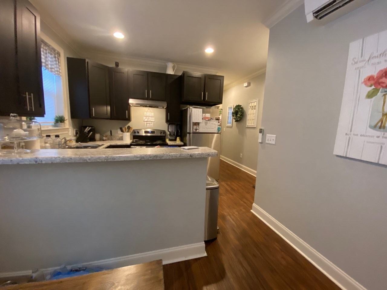 40 N Larchmont Ave - Photo 4 of 11