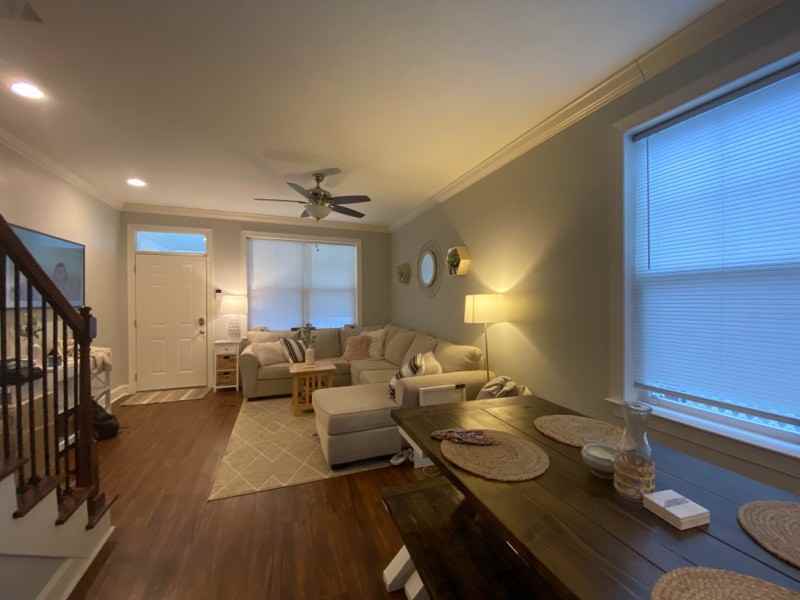 40 N Larchmont Ave - Photo 5 of 11