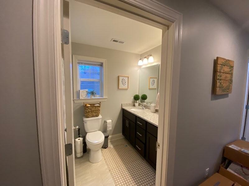 40 N Larchmont Ave - Photo 6 of 11