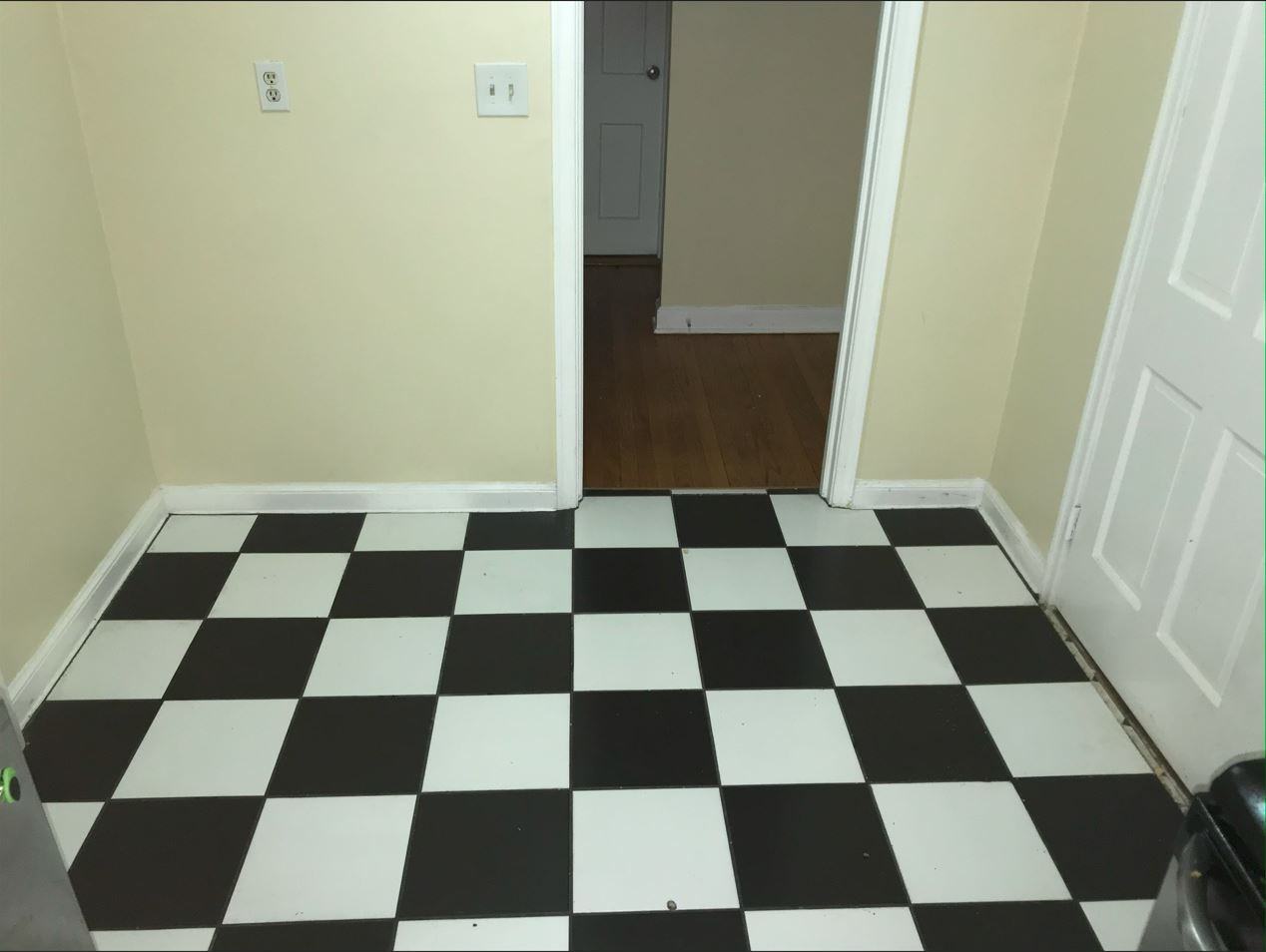 877 Farmington Ave #877-205 - Photo 4 of 6
