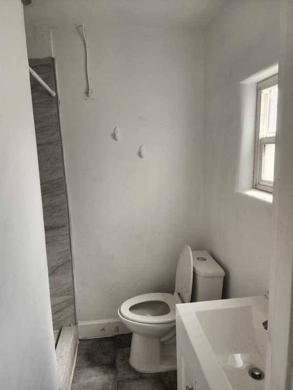 525 Mesilla St Se #4 - Photo 2 of 7