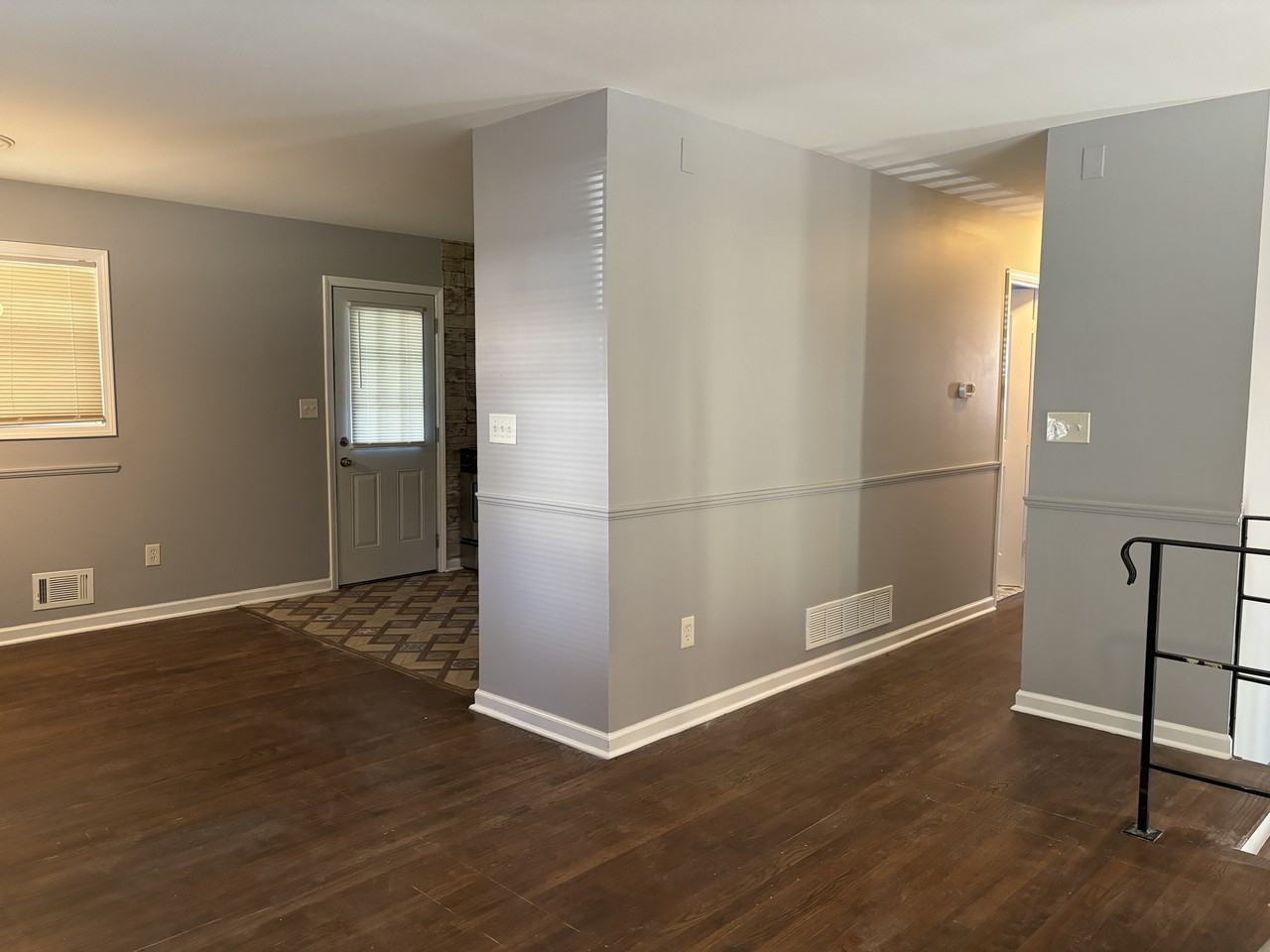 1311 Heather Cir - Photo 4 of 18