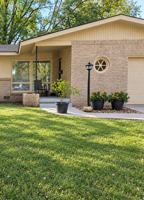 featured image of 1860 Windsor Ct