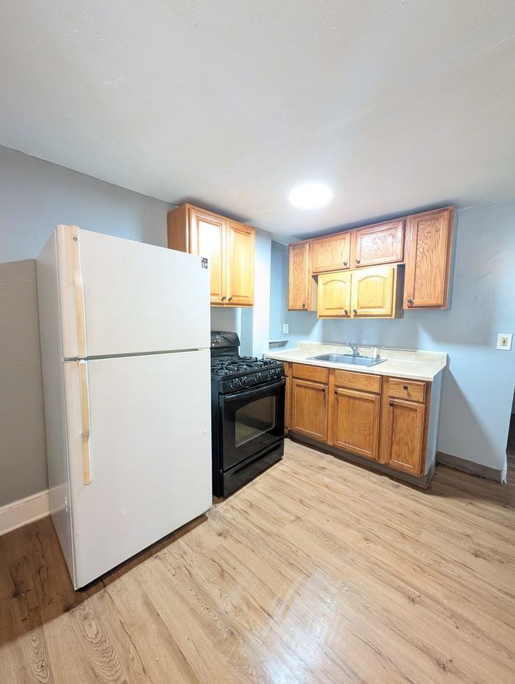 39 Central Ave - Photo 3 of 11