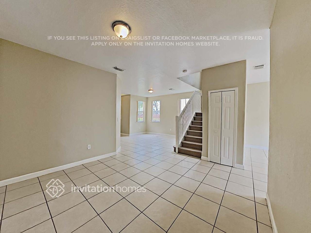 8124 Nw 107th Path - Photo 4 of 19