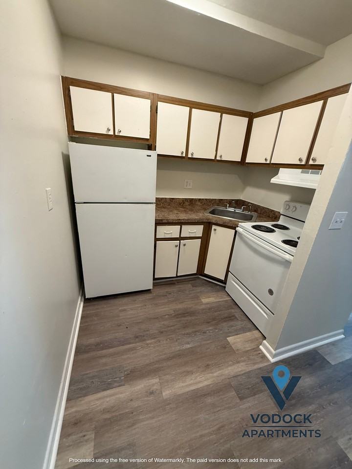 16 Niles St - Photo 7 of 19