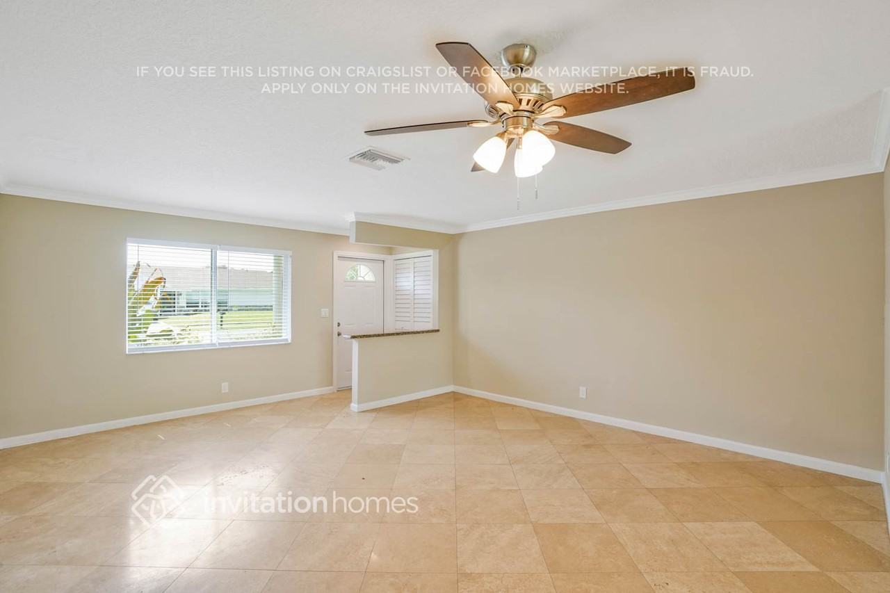 35 Tam O Shanter Ln - Photo 4 of 28