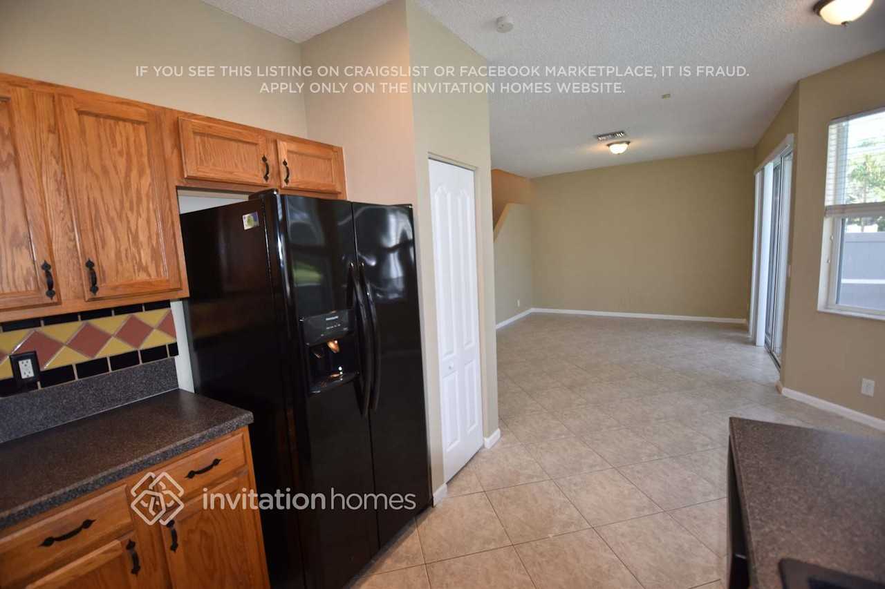 10415 Little Mustang Way - Photo 4 of 20