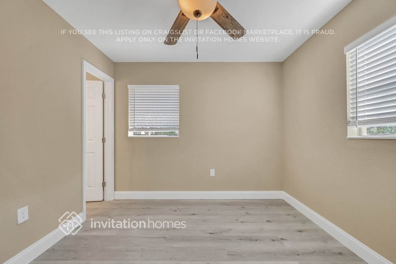 5311 Green Velvet Ct - Photo 4 of 18