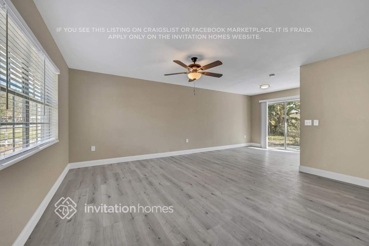 5311 Green Velvet Ct - Photo 5 of 18