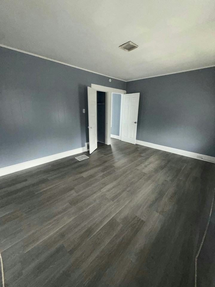 7512 Star Ave #1 - Photo 2 of 22
