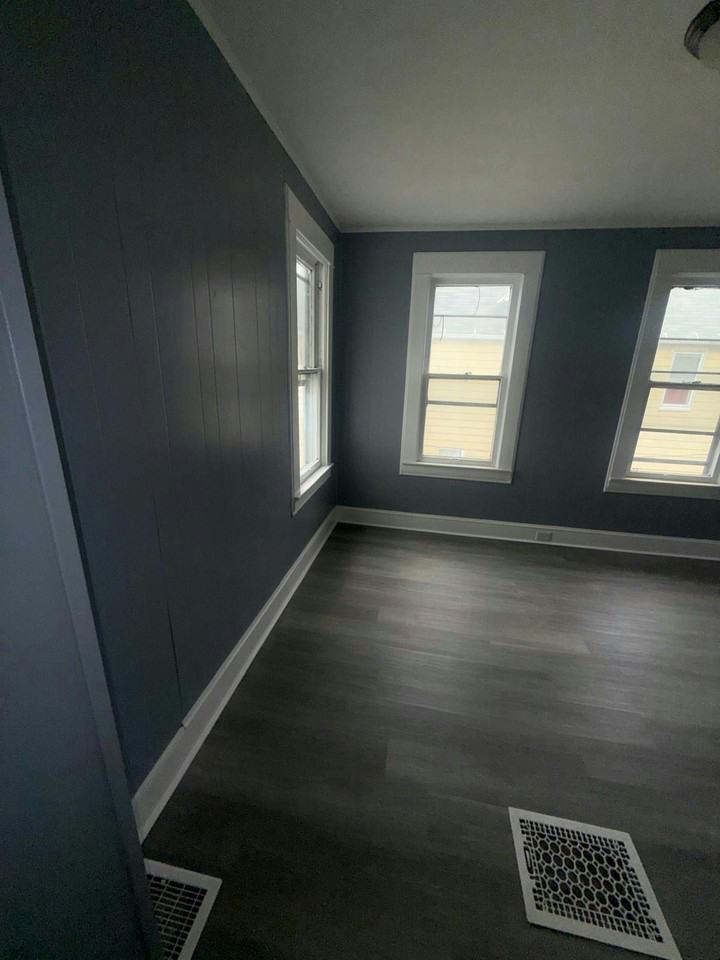 7512 Star Ave #1 - Photo 3 of 22