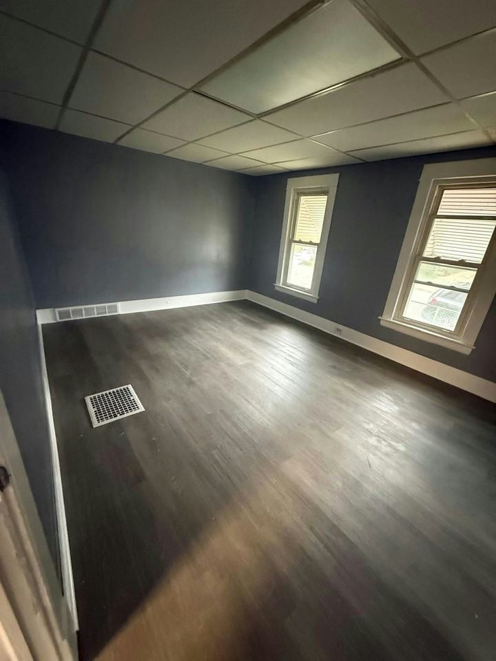 7512 Star Ave #1 - Photo 5 of 22