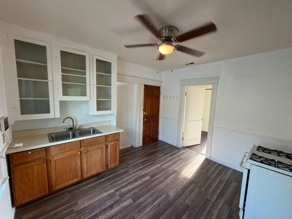 9018 Easton Ave #2 - Photo 7 of 12