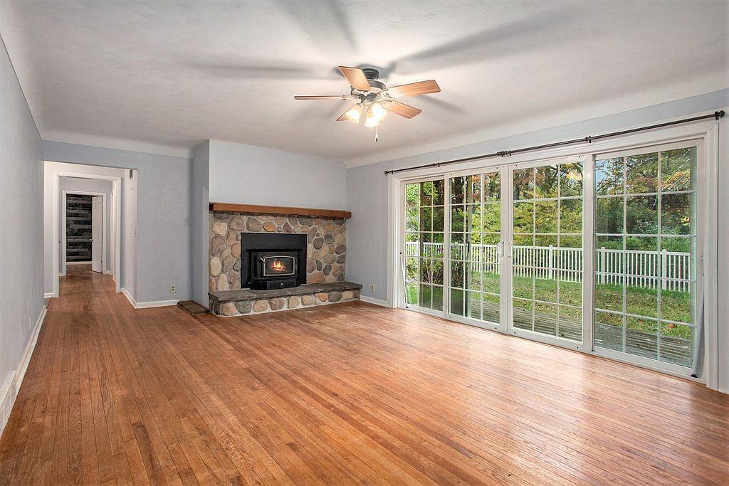 3711 Wolf Dr - Photo 5 of 16