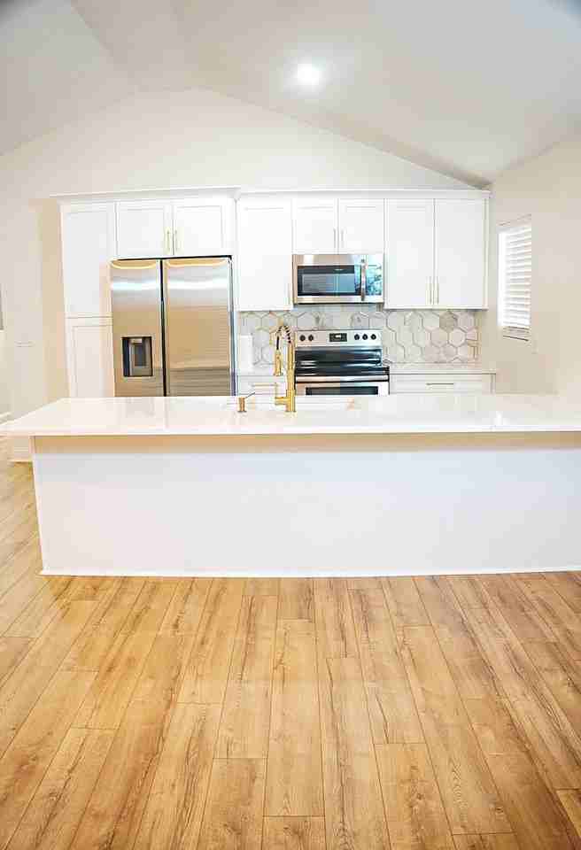 888 Hubbard St Sw - Photo 2 of 8