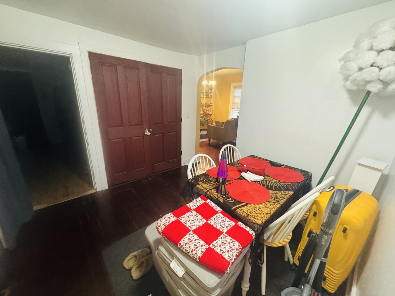 412 N Dubuque St - Photo 6 of 30