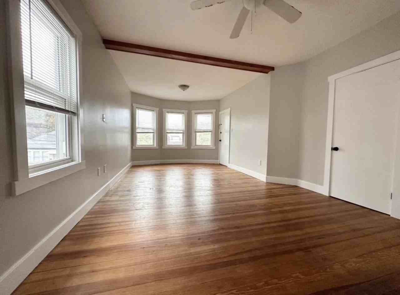 307 Central Ave #2E - Photo 5 of 8