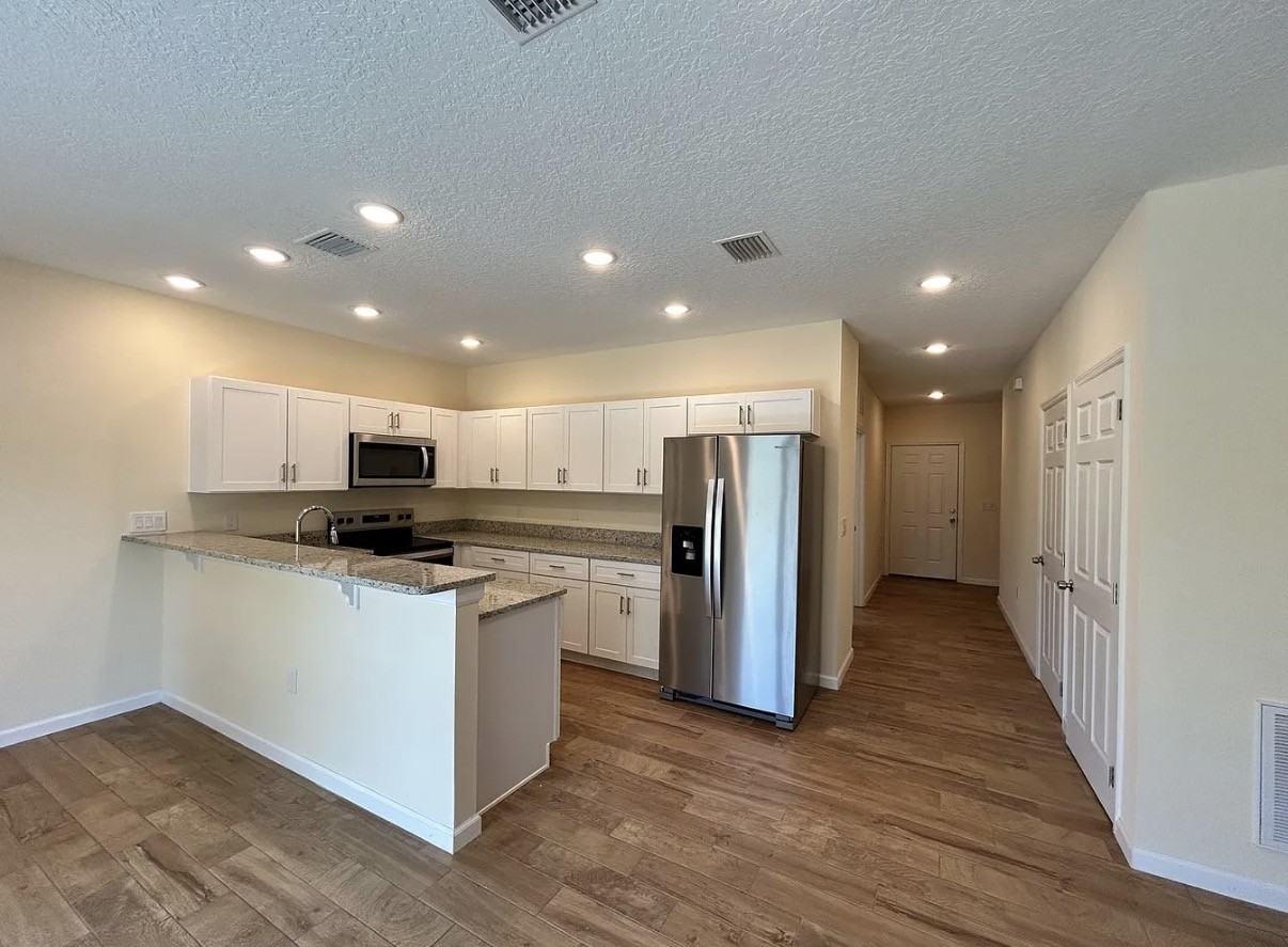 280 Gardner Ln #5 - Photo 3 of 14