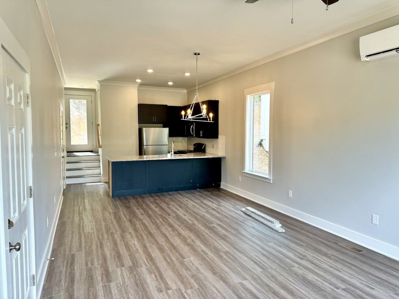 398 Thompson St #102 - Photo 2 of 7