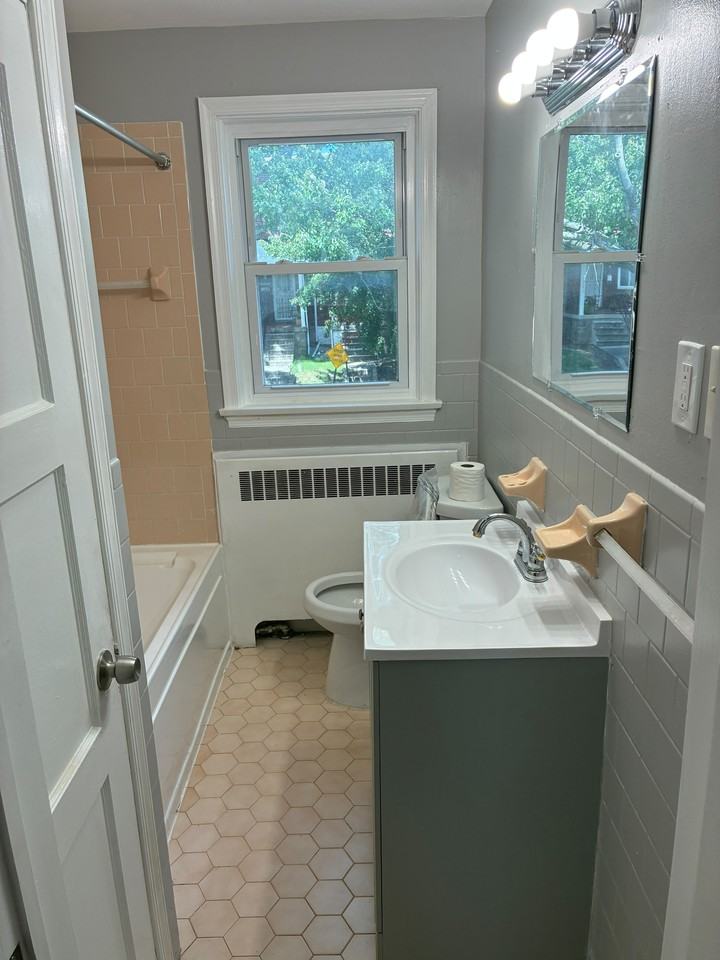 3029 Mondawmin Ave - Photo 4 of 12