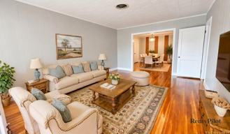 700 Davis St - Photo 1 of 1
