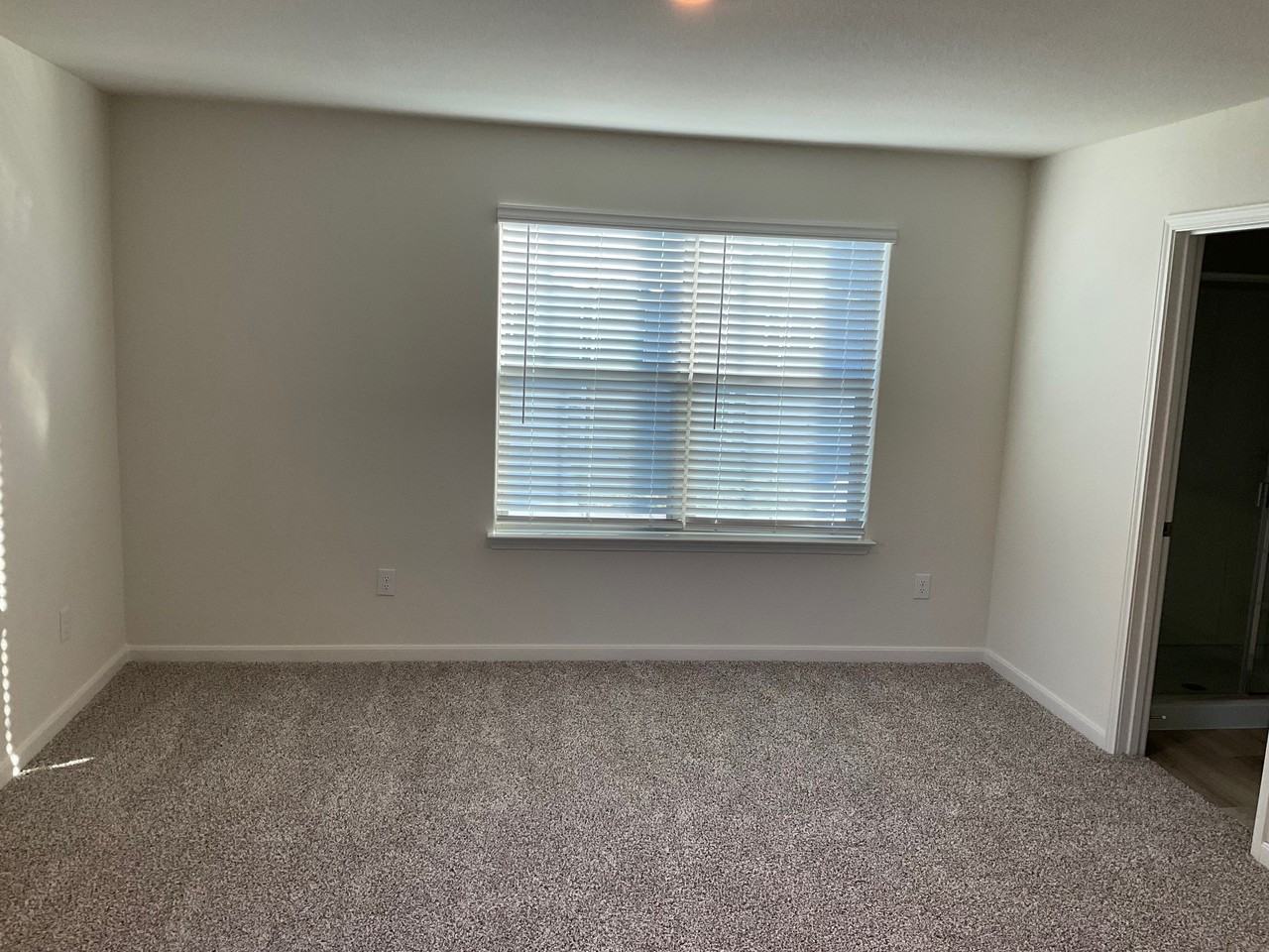 325 Stone Ct - Photo 7 of 21