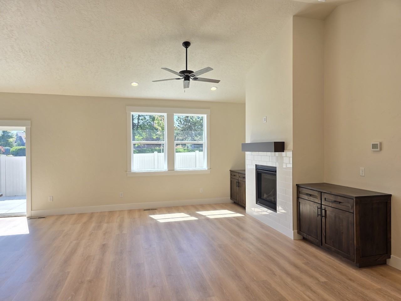 11527 W Black Dog Dr - Photo 3 of 17