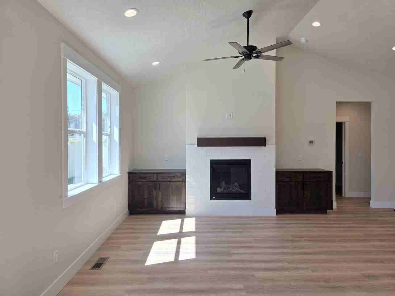 11527 W Black Dog Dr - Photo 5 of 17